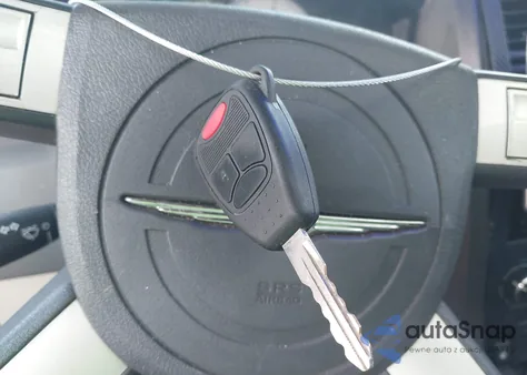 2006 Chrysler 300C Srt-8 z USA, uszkodzony, nr VIN 2C3LA73W46H216929